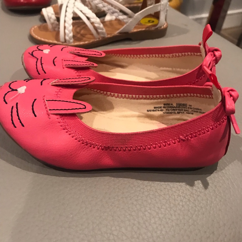 Girls shoes